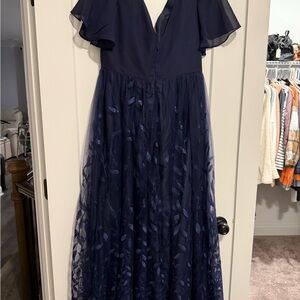 Elegant Navy Blue Gown with Leaf Pattern